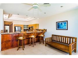 3 Schlafzimmer Appartement zu verkaufen im Villa Ballena: 3 Story 3300ft² Oceanfront Beauty, Santa Cruz