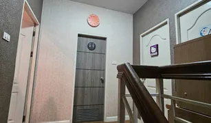3 Bedrooms House for sale in Bang Khae Nuea, Bangkok Teerin Phetkasem 48