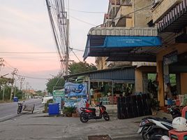 3 Bedroom Whole Building for sale in MRT Station, Samut Prakan, Laem Fa Pha, Phra Samut Chedi, Samut Prakan