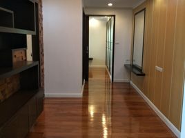 2 Bedroom Condo for sale at Avenue 61, Khlong Tan Nuea