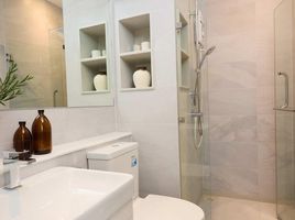 1 Bedroom Apartment for rent at Rhythm Ekkamai Estate, Khlong Tan Nuea