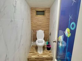 2 Bedroom House for rent in Bangla Road, Patong, Patong
