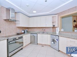 3 Bedroom Condo for sale at Al Haseer, Shoreline Apartments, Palm Jumeirah