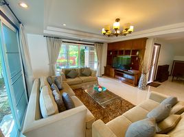 3 Bedroom Villa for sale in Phuket, Rawai, Phuket Town, Phuket