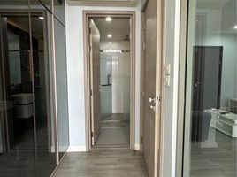 1 Bedroom Condo for rent at The Room Rama 4, Rong Mueang