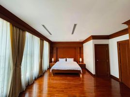 4 Schlafzimmer Villa zu vermieten im Baan Klang Krung (British Town -Thonglor), Khlong Tan Nuea, Watthana, Bangkok