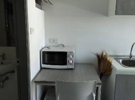 1 Schlafzimmer Wohnung zu verkaufen im Present Condo, Bang Khun Thian