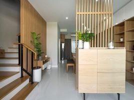 2 спален Дом в аренду в Baan Klang Muang Rama 9 - Krungthep Kreetha, Saphan Sung, Сапхан Сунг