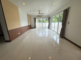 5 Bedroom House for rent at Panya Village, Suan Luang