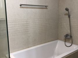 2 Bedroom Condo for rent at Q Langsuan, Lumphini