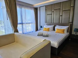 1 спален Кондо в аренду в Mida Grande Resort Condominiums, Чернг Талай