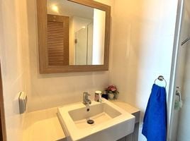 1 Schlafzimmer Wohnung zu verkaufen im Sugar Palm Residence, Talat Nuea, Phuket Town, Phuket