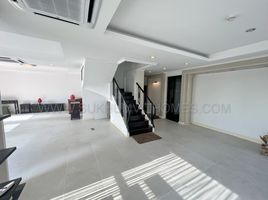 2 Bedroom Penthouse for sale at Somkid Gardens, Lumphini