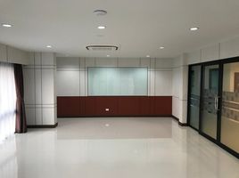 352 m² Office for sale in Thanya Park, Suan Luang, Suan Luang
