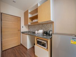 Studio Wohnung zu verkaufen im The Naithon Condominium, Sakhu