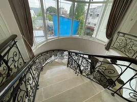5 Bedroom Villa for rent in Union Mall, Chomphon, Chatuchak