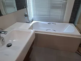 2 Bedroom Condo for rent at The Crest Sukhumvit 49, Khlong Tan Nuea, Watthana, Bangkok