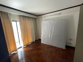 2 Schlafzimmer Appartement zu vermieten im Piya Place Tonson, Lumphini