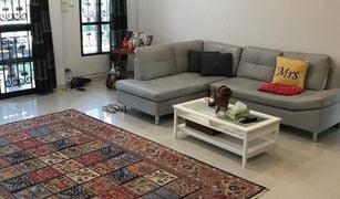 Дом, 3 спальни на продажу в Nong Prue, Паттайя Eakmongkol Chaiyapruek1