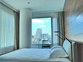 2 Bedroom Condo for rent at 185 Rajadamri, Lumphini