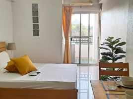 Studio Wohnung zu vermieten im The 20 Apartment, Suan Luang