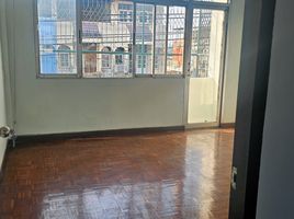 2 спален Здания целиком for rent in Бангкок, Bang Khun Si, Бангкок Нои, Бангкок