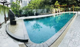 2 Bedrooms Condo for sale in Khlong Toei, Bangkok Lake Avenue Sukhumvit 16