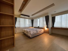 2 спален Кондо в аренду в Acadamia Grand Tower, Khlong Tan Nuea, Щаттхана