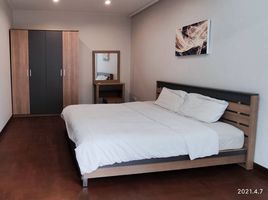 5 Bedroom Townhouse for rent at Ekkamai Villas , Khlong Tan Nuea