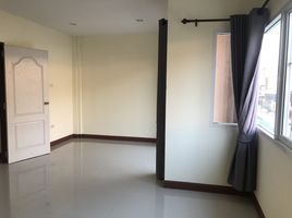 3 Schlafzimmer Reihenhaus zu vermieten in Maenam Khu, Pluak Daeng, Maenam Khu