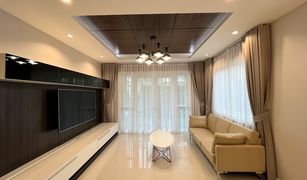 3 Bedrooms House for sale in Prawet, Bangkok Villa Nakarin 