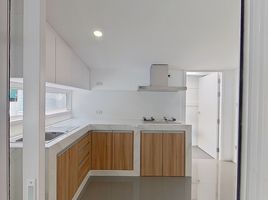 2 Bedroom Townhouse for sale in Mueang Chiang Mai, Chiang Mai, Suthep, Mueang Chiang Mai