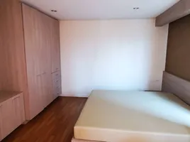 2 Schlafzimmer Appartement zu vermieten im Lumpini Place Ratchada-Thapra, Dao Khanong