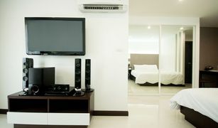 Studio Appartement zu verkaufen in Bang Na, Bangkok Bangna Service Apartment