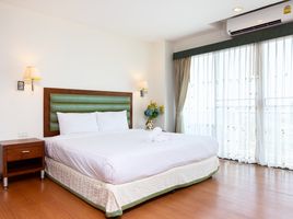 2 Bedroom Apartment for rent at Lasalle Suites & Spa Hotel, Bang Na