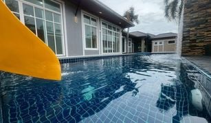 4 Schlafzimmern Villa zu verkaufen in Nong Prue, Pattaya Ek Mongkhon Village