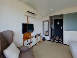 在Venetian Signature Condo Resort Pattaya租赁的1 卧室 公寓, 农保诚