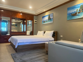 Studio Apartment for sale at Patong Condotel, Patong