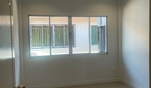 3 Bedrooms Townhouse for sale in Wichit, Phuket Phanason City Thep Anusorn