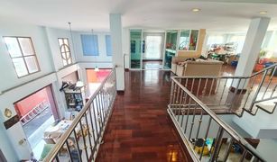 4 Bedrooms House for sale in Chantharakasem, Bangkok 