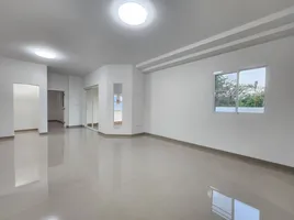 3 спален Дом for sale in Пхетчхабури, Кхао Яи, Ча Ам, Пхетчхабури