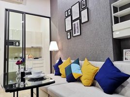 1 спален Кондо на продажу в Chewathai Residence Asoke, Makkasan