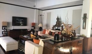 普吉 晟泰雷 Sai Taan Villas 4 卧室 别墅 售 