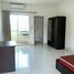 20 Schlafzimmer Wohnung zu verkaufen im Chabusuk Apartment , Surasak, Si Racha