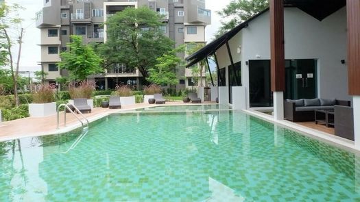 사진들 1 of the Gemeinschaftspool at Himma Garden Condominium