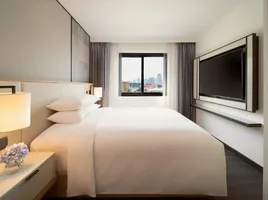 3 Schlafzimmer Wohnung zu vermieten im Marriott Executive Apartments Sukhumvit 50, Phra Khanong