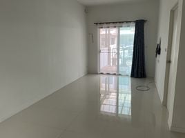 3 Bedroom Townhouse for sale at Unio Town Phetkasem 110, Nong Khang Phlu, Nong Khaem