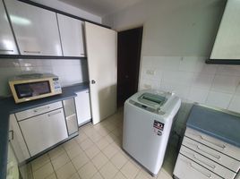 2 Schlafzimmer Wohnung zu vermieten im The Prestige 49, Khlong Tan Nuea