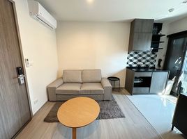 1 Schlafzimmer Wohnung zu vermieten im The Base Phetchaburi-Thonglor, Bang Kapi