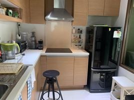 2 Bedroom Condo for sale at The Emporio Place, Khlong Tan